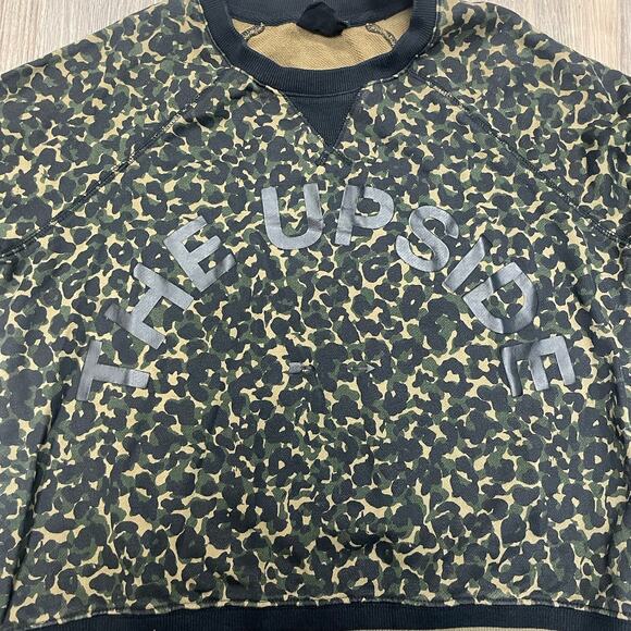 THE UPSIDE Sweatshirts Women Size 4 Camo‎ Crew Neck Long Sleeve - Picture 2 of 6
